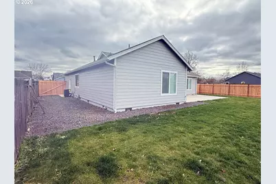 905 Monroe St, Harrisburg, OR 97446 - Photo 30