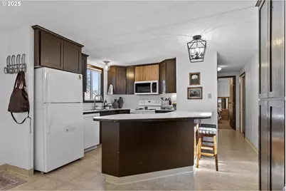 505 W Jones St, Yacolt, WA 98675 - Photo 10