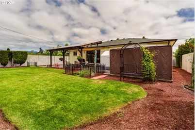 1406 Carter Ln, Springfield, OR 97477 - Photo 40