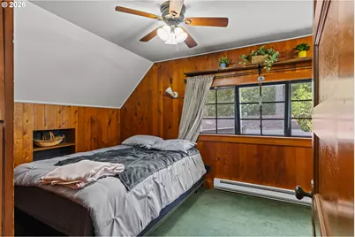 905 E 1st St, Coquille, OR 97423 - Photo 20