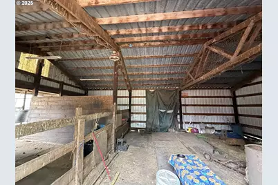 970 Lasalle St, Harrisburg, OR 97446 - Photo 12