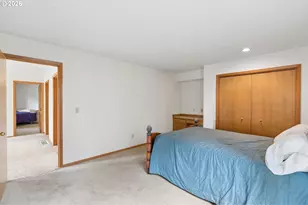 512 SE Alder Ct, Hillsboro, OR 97123 - Photo 28