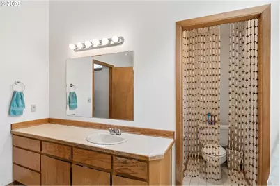 512 SE Alder Ct, Hillsboro, OR 97123 - Photo 20
