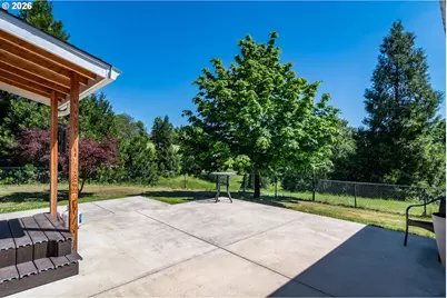 600 Becker Rd, Roseburg, OR 97471 - Photo 32