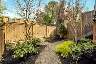 2742 SE 28th Ave, Portland, OR 97202 - Photo 42