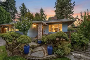 725 NW Mawrcrest Dr, Gresham, OR 97030 - Photo 48