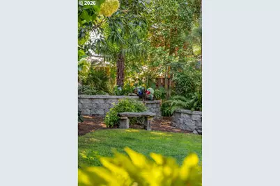 725 NW Mawrcrest Dr, Gresham, OR 97030 - Photo 42