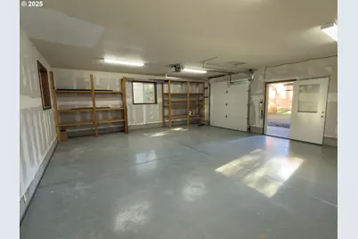 1108 6th St SE, Bandon, OR 97411 - Photo 46