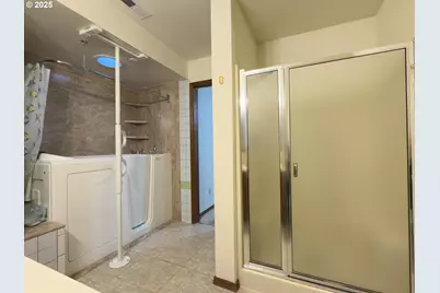 1108 6th St SE, Bandon, OR 97411 - Photo 28