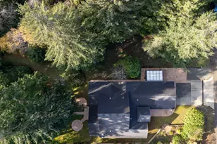 1108 6th St SE, Bandon, OR 97411 - Photo 4