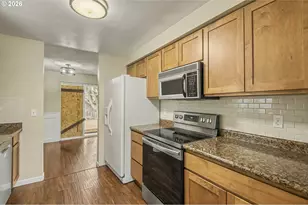 3819 SE 130th Ave, Portland, OR 97236 - Photo 8