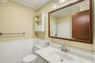 3819 SE 130th Ave, Portland, OR 97236 - Photo 12