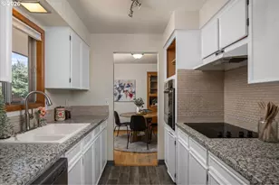 327 NE 169th Ave, Portland, OR 97230 - Photo 14