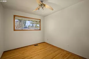 327 NE 169th Ave, Portland, OR 97230 - Photo 24
