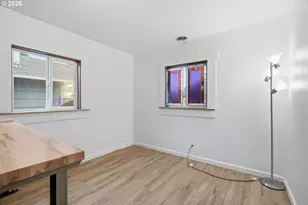 11320 NE Morris St, Portland, OR 97220 - Photo 12