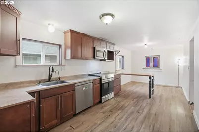 11320 NE Morris St, Portland, OR 97220 - Photo 8