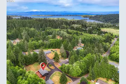 37671 Timber Ln, Astoria, OR 97103 - Photo 2