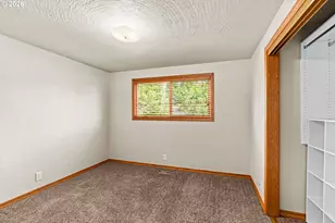 1716 Parnell Dr, Eugene, OR 97404 - Photo 26