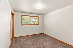 1716 Parnell Dr, Eugene, OR 97404 - Photo 28