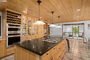1515 S Radcliffe Ct, Portland, OR 97219 - Photo 12