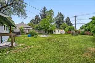 1850 Monroe St, Eugene, OR 97402 - Photo 22