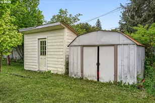 1850 Monroe St, Eugene, OR 97402 - Photo 28