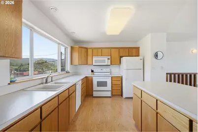 1841 N Miller St, Rockaway Beach, OR 97136 - Photo 16