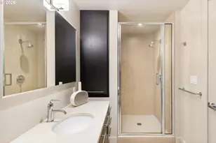 949 NW Overton St, Portland, OR 97209 - Photo 22