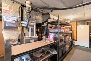 7929 SW 4th Ave, Portland, OR 97219 - Photo 30