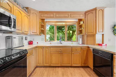 2308 NE 46th St, Vancouver, WA 98663 - Photo 18