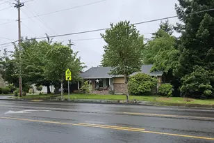 902 N Parkway Ave, Battle Ground, WA 98604 - Photo 2