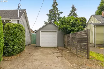 1295 14th St NE, Salem, OR 97301 - Photo 36