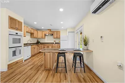 681 SW Birch Ave, Warrenton, OR 97146 - Photo 4