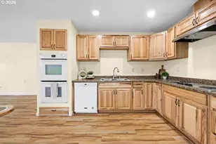 681 SW Birch Ave, Warrenton, OR 97146 - Photo 6