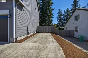 14535 SE Garland Ln, Milwaukie, OR 97267 - Photo 2