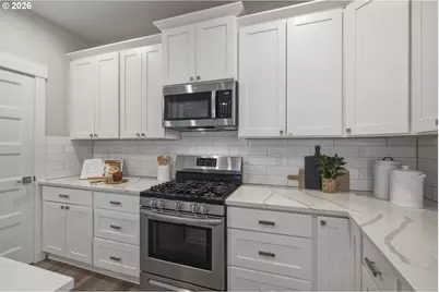 14535 SE Garland Ln, Milwaukie, OR 97267 - Photo 8