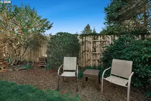 806 NE Mast Ave, Lincoln City, OR 97367 - Photo 32