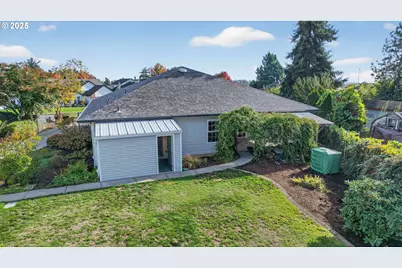 1085 Deer Run Ln, Woodburn, OR 97071 - Photo 26