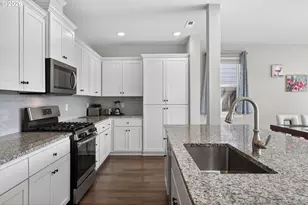 2032 Silverstone Dr, Forest Grove, OR 97116 - Photo 8