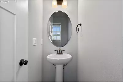 2032 Silverstone Dr, Forest Grove, OR 97116 - Photo 18