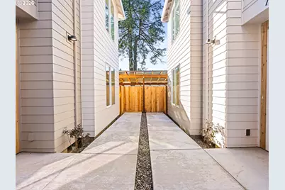 7468 SE Tolman St, Portland, OR 97206 - Photo 36