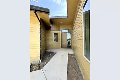 155 Southshore Ave, The Dalles, OR 97058 - Photo 6