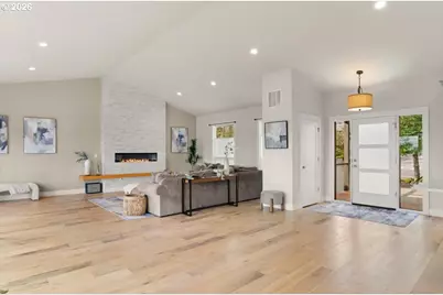 5645 W A St, West Linn, OR 97068 - Photo 4