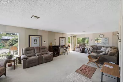 510 E 4th St, Coquille, OR 97423 - Photo 12