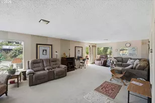 510 E 4th St, Coquille, OR 97423 - Photo 12