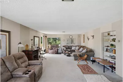 510 E 4th St, Coquille, OR 97423 - Photo 16