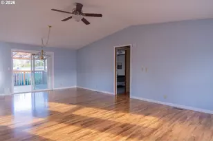 205 Boone Rd, Salem, OR 97306 - Photo 4