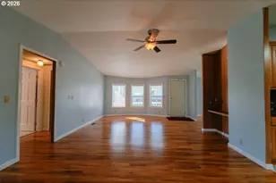 205 Boone Rd, Salem, OR 97306 - Photo 2