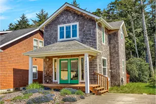 26659 Kittiwake Dr, Rockaway Beach, OR 97136 - Photo 2