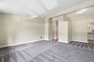10090 SW Beaverton Hillsdale Hwy, Beaverton, OR 97005 - Photo 16